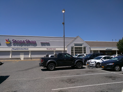 Grocery Store «Stop & Shop», reviews and photos, 2350 N Ocean Ave, Farmingville, NY 11738, USA