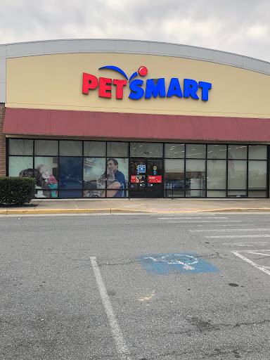 Pet Supply Store «PetSmart», reviews and photos, 161 Market St, Winchester, VA 22603, USA