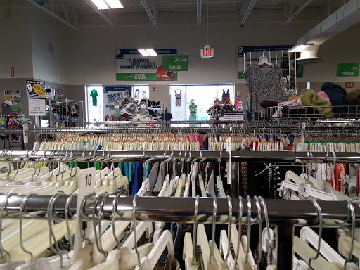 Thrift Store «Goodwill Industries Crystal Lake», reviews and photos, 1016 Central Park Dr, Crystal Lake, IL 60014, USA