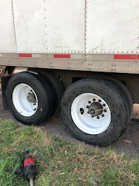 JG Semi Truck Tire and Roadside Repair - Photo 3 - Car repair in Euless, TX, Irving