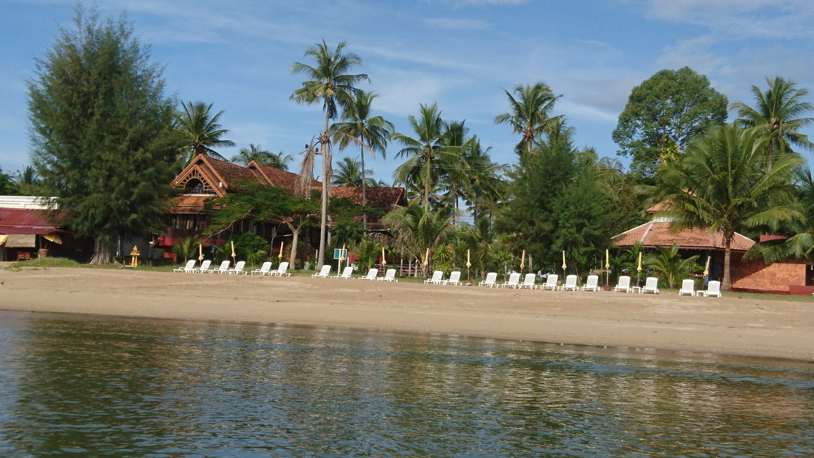 Suan Luang Beach photo #7