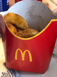 Photo n°101 de McDonald's à La Couronne ()