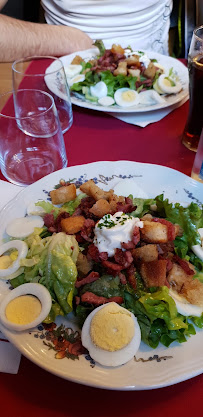 Salade Cobb du Restaurant La Taverne Alsacienne à Gérardmer - n°19