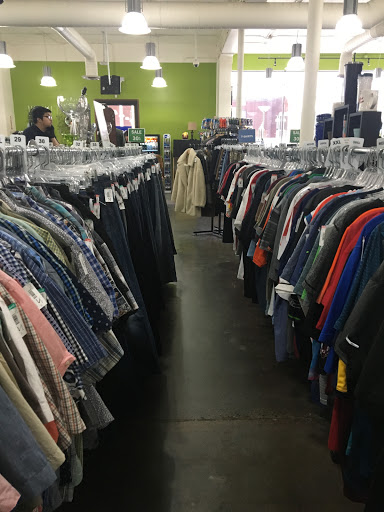 Thrift Store «Goodwill South Lake Union», reviews and photos, 411 Westlake Ave N, Seattle, WA 98109, USA