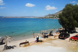 Foto von Aeantio beach mit geräumige bucht