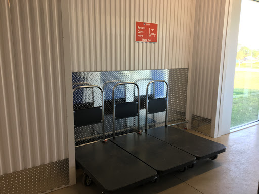 Self-Storage Facility «Simply Self Storage - Livonia», reviews and photos, 11960 Farmington Rd, Livonia, MI 48150, USA