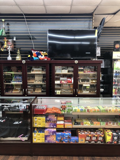 Convenience Store «SMOKERS TOWN», reviews and photos, 205 2nd Loop Rd, Florence, SC 29505, USA