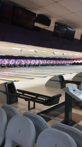 Bowling Alley «AMF Noble Manor Lanes», reviews and photos, 2440 Noblestown Rd, Pittsburgh, PA 15205, USA