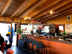 Photo n°32 de La Minute Moule à Bonifacio ()