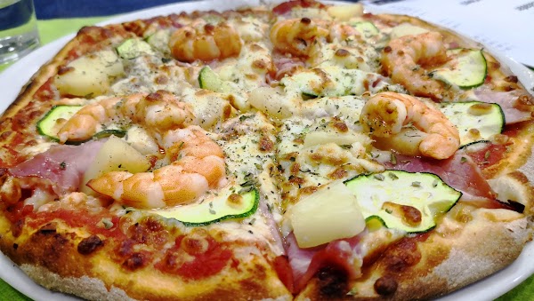 Imagen de Pizzería La Artesanal (3 de 11)