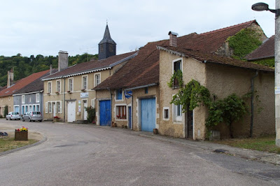 Tour du Pays de Jeanne d'Arc (Meuse, Vosges) à Vaucouleurs