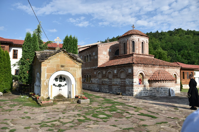 Лопушански манастир "Св. Йоан Предтеча" - църква