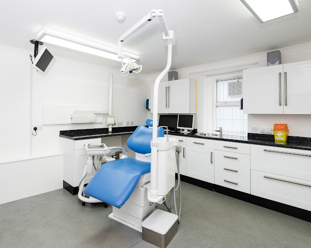 Infinityblu Dental Care & Implant Clinic - Glasgow