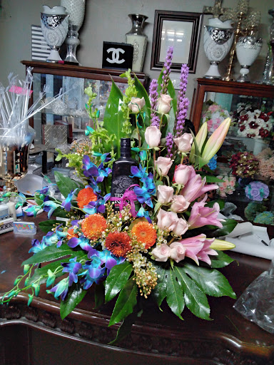 Florist «Floreria La Orquidea», reviews and photos, 510 S 1st St, Yakima, WA 98901, USA