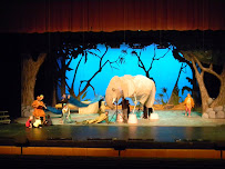 Fort Wayne Youtheatre - Photo 5 - Car repair in Fort Wayne, IN, Fort Wayne