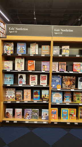 Book Store «Amazon Books», reviews and photos, 4601 26th Ave NE, Seattle, WA 98105, USA