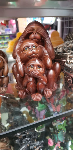 Grocery Store «Tai Wah Grocery Store», reviews and photos, 2226 S Wentworth Ave, Chicago, IL 60616, USA