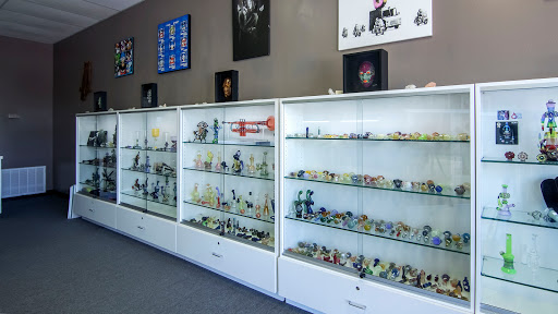 Tobacco Shop «Natural State Glass Gallery & Smoke Shop», reviews and photos, 740 S Salem Rd #102, Conway, AR 72034, USA