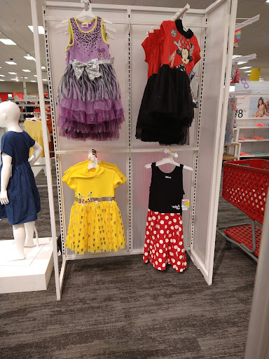 Department Store «Target», reviews and photos, 2185 Bronze Star Dr, Woodland, CA 95776, USA