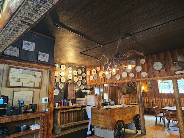 The Snake Pit by null