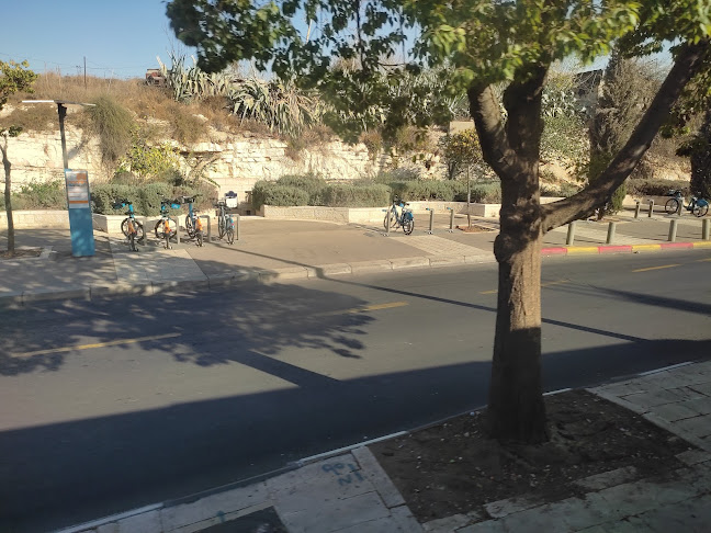 ירופאן - השכרת אופניים חשמליים תחנת מתחם התחנה - ירושלים