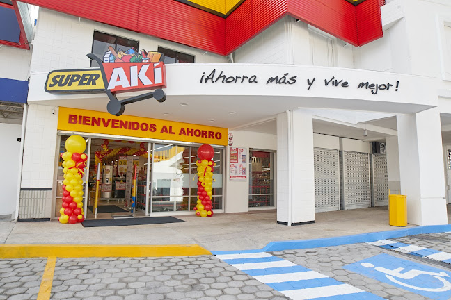 Super AKÍ Plaza Valle