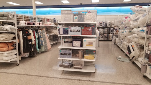 Clothing Store «Ross Dress for Less», reviews and photos, 2180 MacArthur Rd, Whitehall, PA 18052, USA