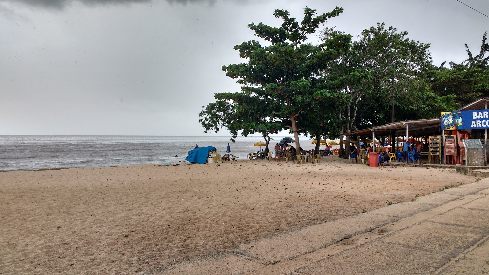 Fotografija Praia do Outeiro z visok stopnjo čistoče