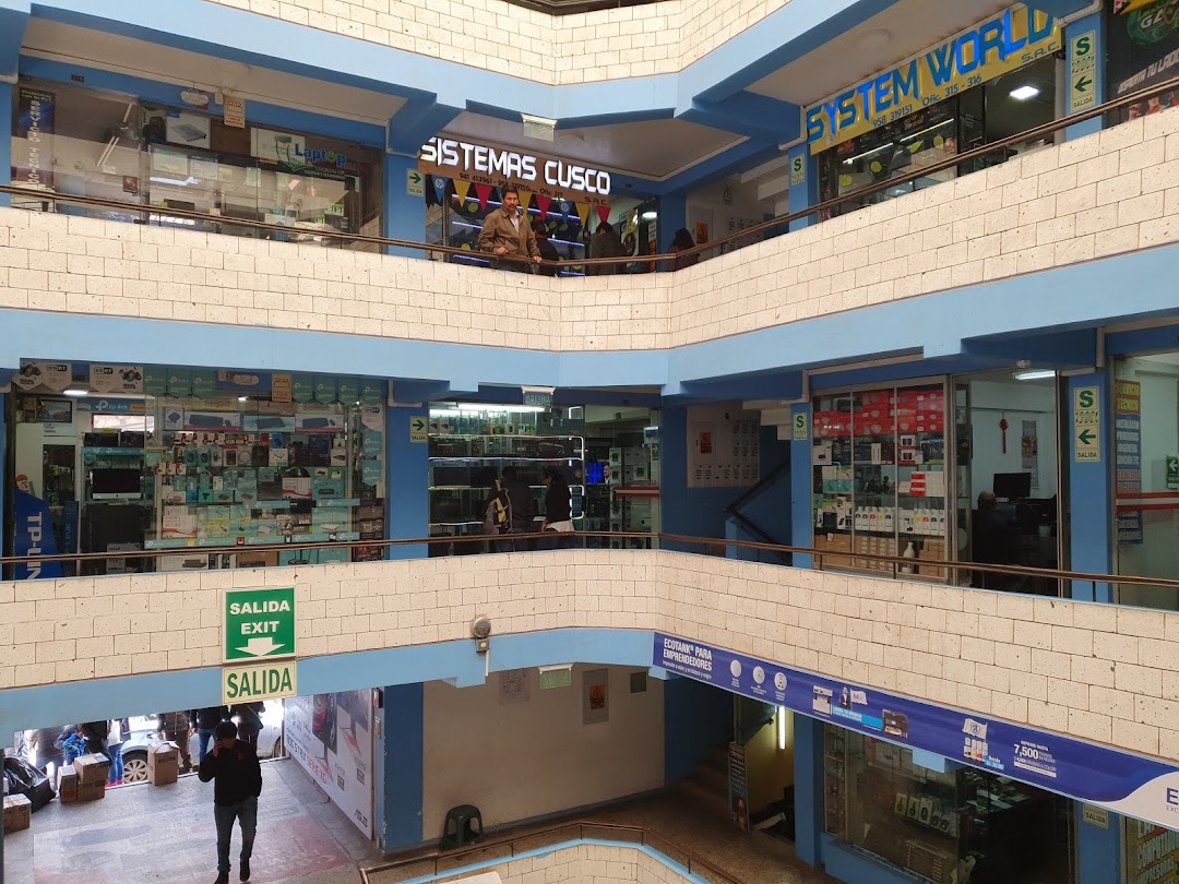 Centro Comercial El Carmen