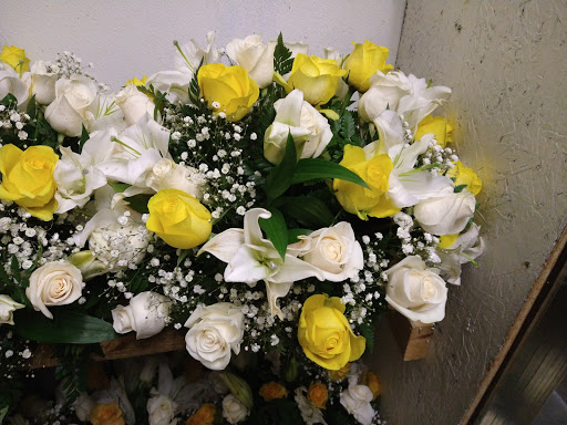 Florist «Flowers Vs Flowers», reviews and photos, 414 Main St, Paterson, NJ 07501, USA