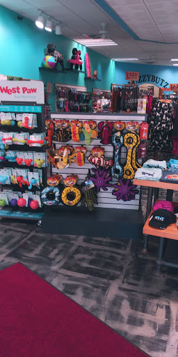 Pet Supply Store «Fuzzybutz Pet Bakery Inc», reviews and photos, 306 State St, St Joseph, MI 49085, USA