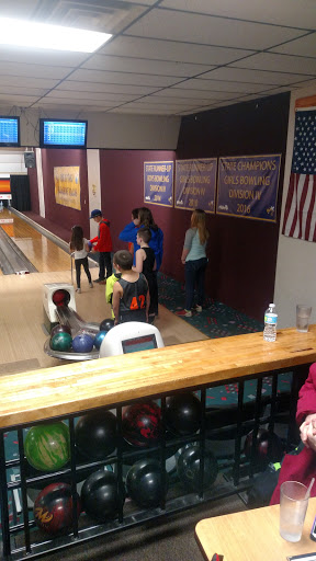 Bowling Alley «The Hardwoods Bowling and Banquet Center», reviews and photos, 1091 E Center St, Ithaca, MI 48847, USA