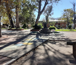 Paseo Las Alamedas photo