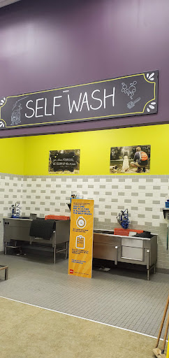 Pet Supply Store «Unleashed by Petco», reviews and photos, 8412 Georgia Ave, Silver Spring, MD 20910, USA