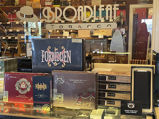 Tobacco Shop «Broadleaf Tobacco», reviews and photos, 487 Ritchie Hwy #101, Severna Park, MD 21146, USA