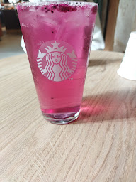 Photo n°53 de Starbucks à Troyes ()