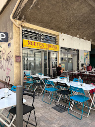 Photo n°49 de Nguyen-Hoang à Marseille ()