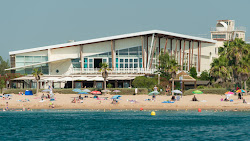 Foto van Plage Caouanne met een ruime kustlijn