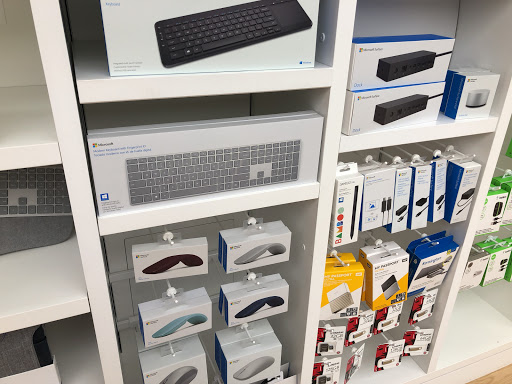 Computer Store «Microsoft Store - Westfield San Francisco Centre», reviews and photos, 845 Market St #257, San Francisco, CA 94103, USA