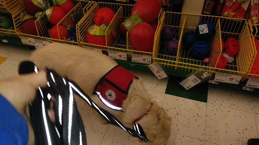 Pet Supply Store «Pet Supplies Plus», reviews and photos, 987 S Main St, Centerville, OH 45458, USA