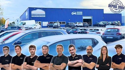 Photo 1 - St Cyr Automobiles