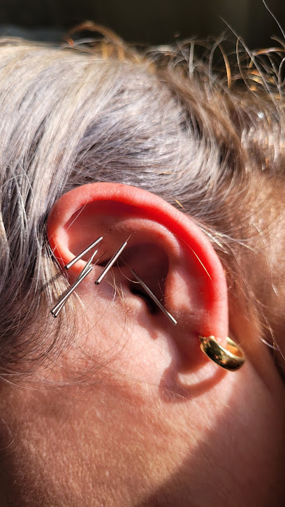 Espa&ccedil;o Uzzias Loyola - massoterapia e terapias hol&iacute;sticas