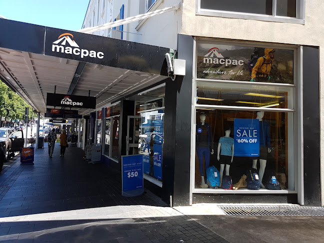 Macpac New Plymouth - Sporting goods store
