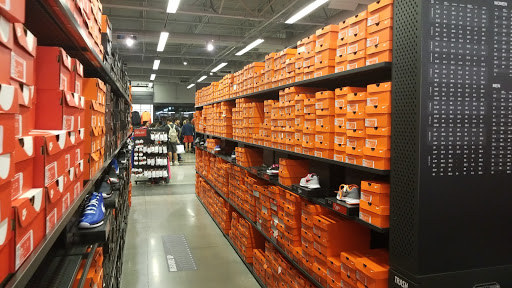 Sporting Goods Store «Nike Factory Store», reviews and photos, 15609 FL-535, Orlando, FL 32821, USA