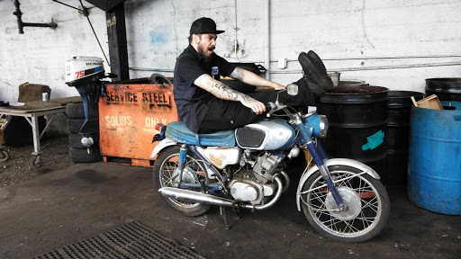 Auto Repair Shop «Green Drop Garage - Moreland», reviews and photos, 5321 SE 28th Ave, Portland, OR 97202, USA