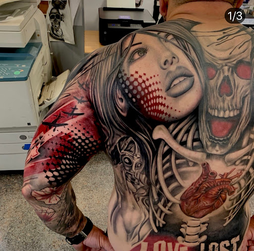 Tattoo Shop «Oriana Tattoo Studio», reviews and photos, 219 71st St, Miami Beach, FL 33141, USA