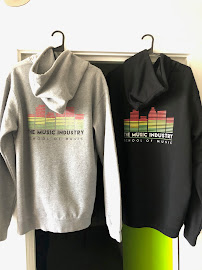 The Music Industry - Photo 9 - Car repair in Rosebud VIC, Australia, San Juan