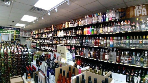 Liquor Store «Massarelli Wines & Liquors», reviews and photos, 403 Broadway, Bayonne, NJ 07002, USA