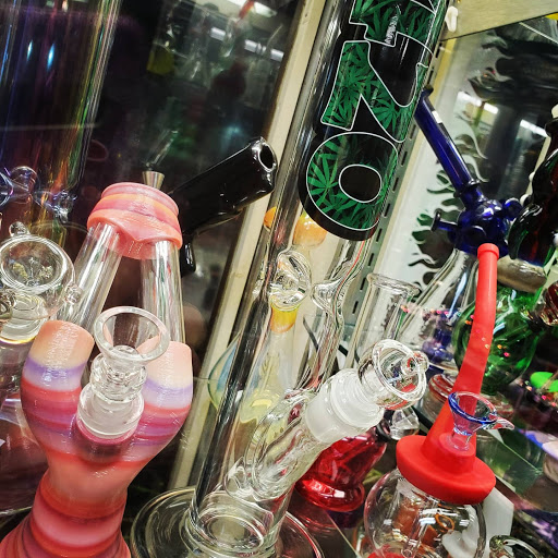 Tobacco Shop «Lightz Up Smoke Shop», reviews and photos, 660 Mantoloking Rd, Brick, NJ 08723, USA