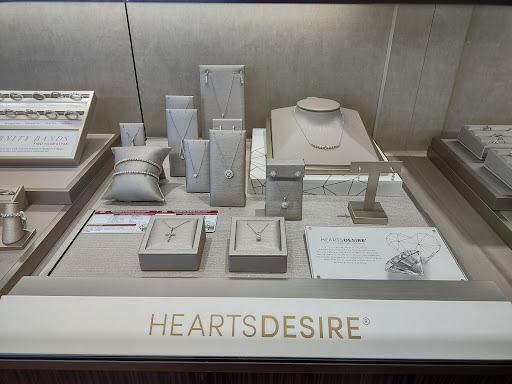 Jewelry Store «Jared The Galleria of Jewelry», reviews and photos, 1720 Mall of Georgia Blvd, Buford, GA 30519, USA